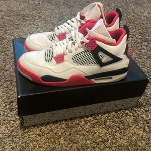 Mens Retro Air Jordan 4’s Size 10.5